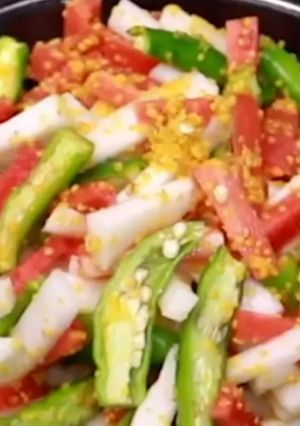 A picture of Instant Veg Pickle.
