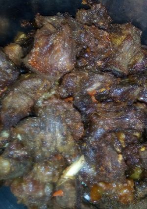 A picture of Pepper sauced beef.