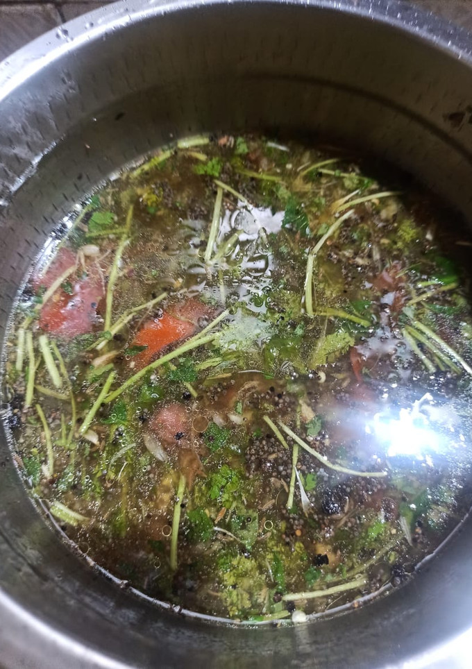 முருங்கை காய் ரசம் (Murunkai kaai rasam recipe in tamil) செய்முறை முக்கிய புகைப்படம்