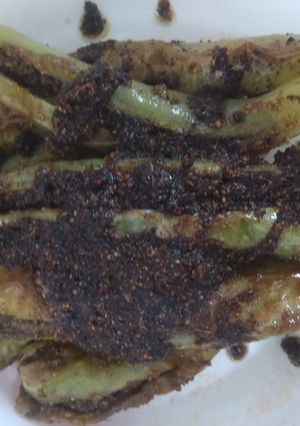 A picture of Fried chillies.