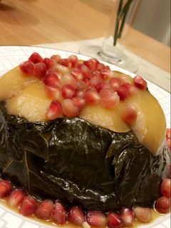 صورة لوصفة كيكه ورق العنب بالرمان