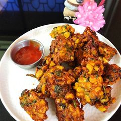 A picture of Corn Palak Pakoda.