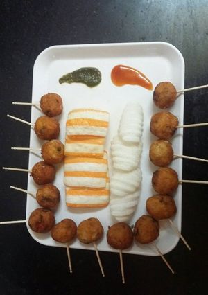 A picture of Rice bombs.
