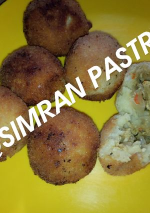 A picture of Stuffed potatoes.