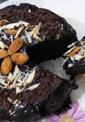 A picture of Moist chocolate cake 🎂🎂.