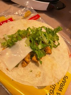 صورة لوصفة ساندوتش تورتيلا دجاج 🌮