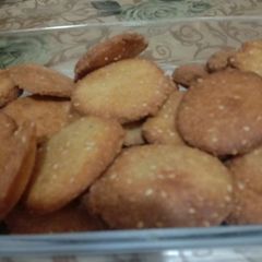 A picture of Methi tikkiyan 🍪🍪.