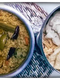 சாம்பார் சாதம் (Sambar satham recipe in tamil) செய்முறை முக்கிய புகைப்படம்