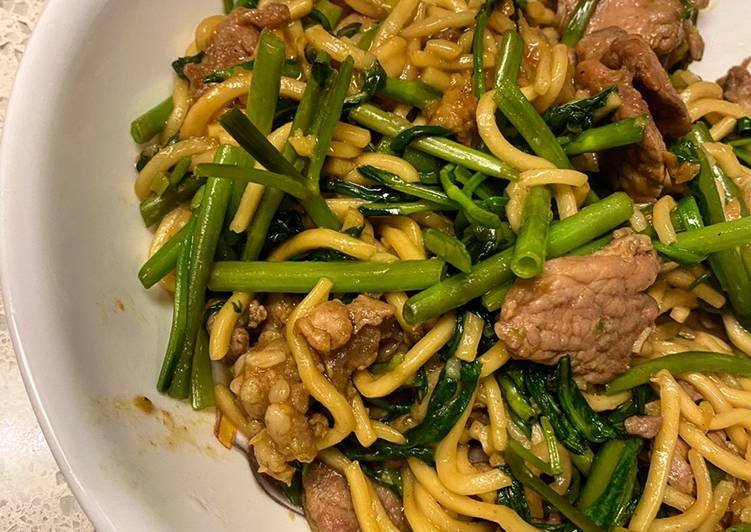 🥢咖哩牛肉炒麵