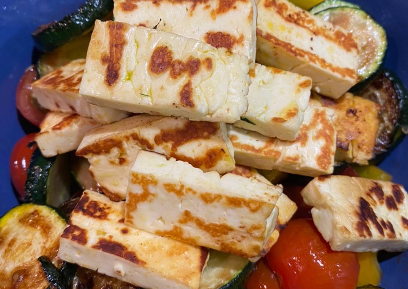 How to Make Homemade Mediterranean Salad