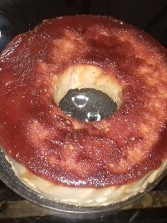 Una foto de Budín con caramelo
