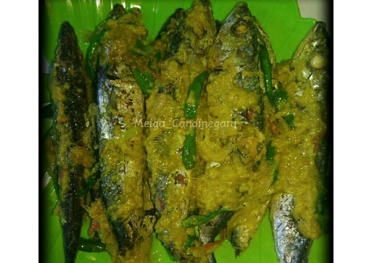 Ikan Pindang Bumbu Kuning