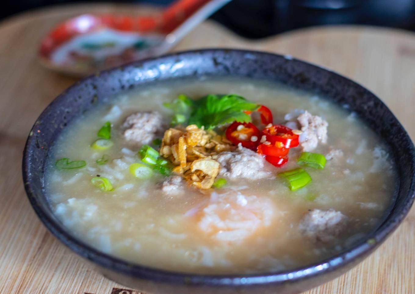 Kao Tom Moo (Thai rice congee with mince pork)