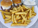 Mini Hamburguesas con Sorpresa