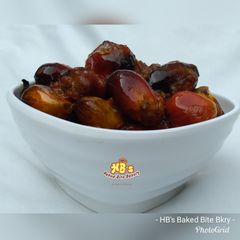 A picture of Palm kernel sauce.