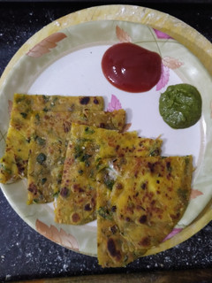 ગ્રીન પરાઠા (Green Paratha recipe in Gujarati) રેસીપી મુખ્ય ફોટો
