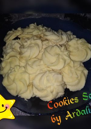 Foto resep Cookies Sagu Keju Renyah & Lumer 🧀