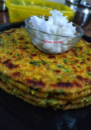 मूली मक्का आटा पराठा (Mooli makka aata paratha recipe in hindi) रेसिपी मुख्य फोटो