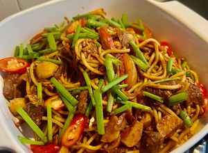 Gambar Mee goreng daging