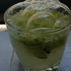 A picture of Cucumber mocktail 🥒🍸🍸🍸.