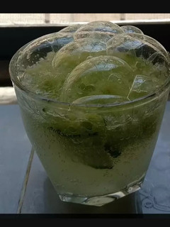A picture of Cucumber mocktail 🥒🍸🍸🍸.