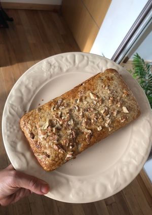 Una foto de Budín Fit de Avena + claras + proteína en polvo y banana 🍌 SÚPER ESPONJOSO