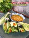 Sayur Gulung dengan Saus Nanas (Vegetable rolls with Pineapple Dressing)