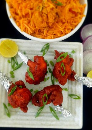 A picture of Restaurant style chicken lollipop.