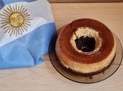 Una foto de chocoflan sin leche condensada