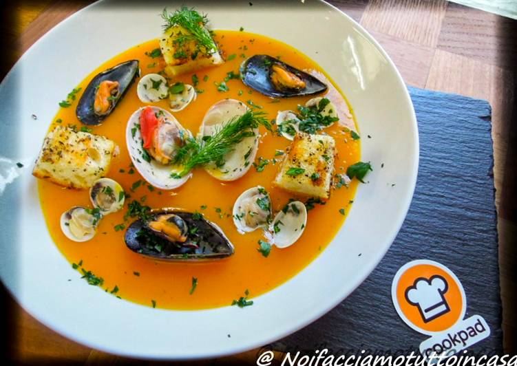 Recipe of Award-winning Vellutata di zucca e patate con frutti di mare