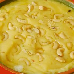 A picture of Ricotta cheese halwa.