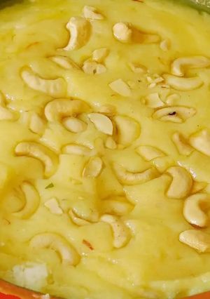 A picture of Ricotta cheese halwa.