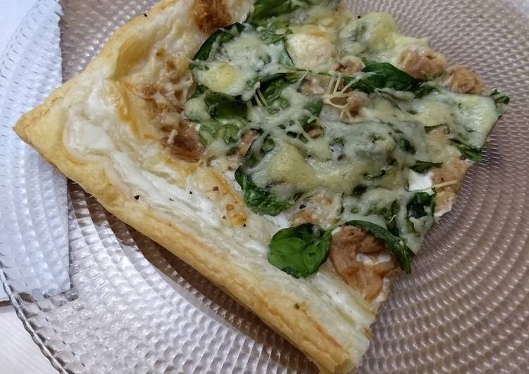 Hojaldre de espinacas y atún