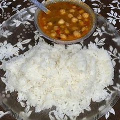 A picture of Chane with rice.