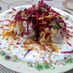 A picture of Dahi Bhalla.