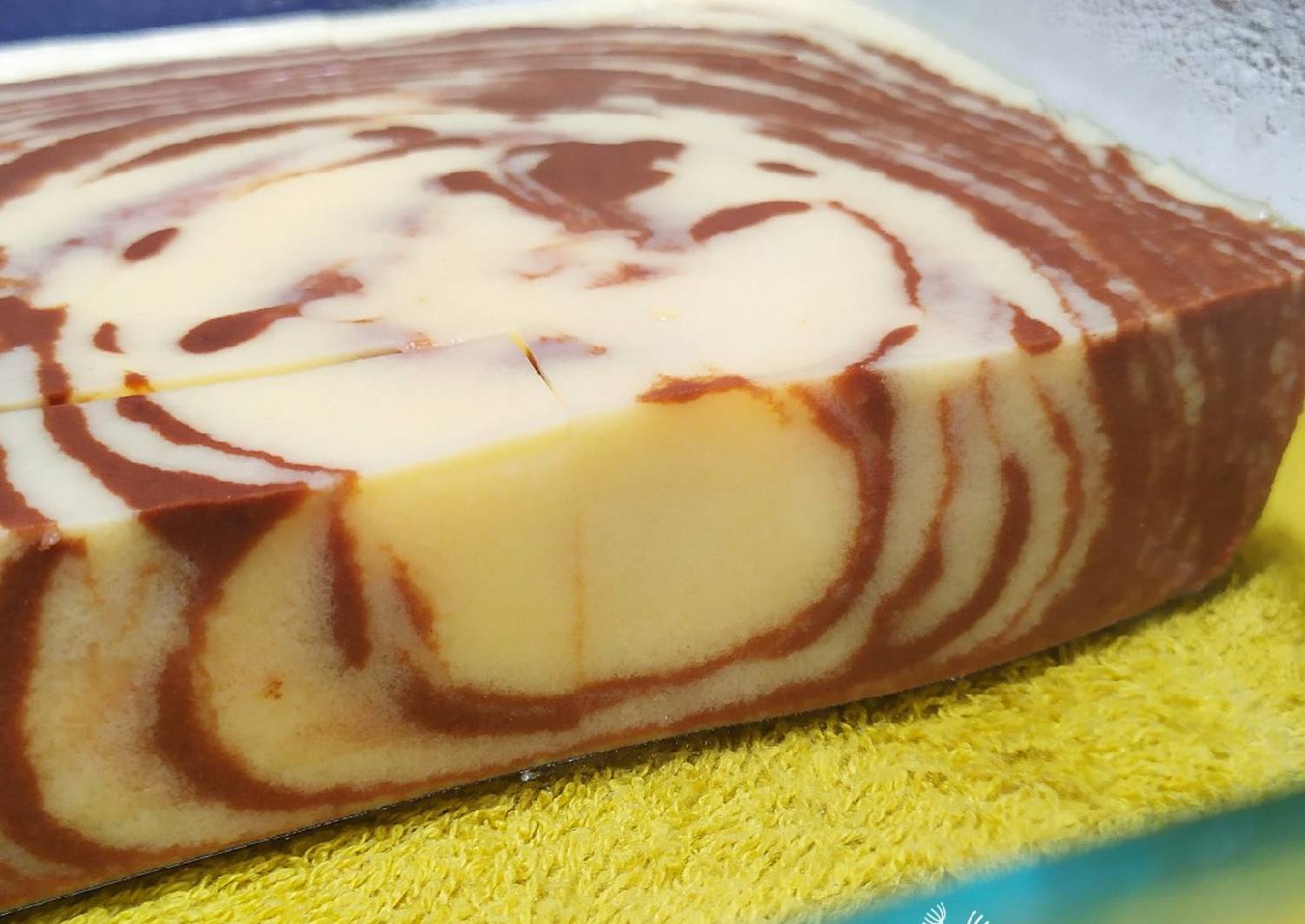 Resep Puding zebra ala chef farah quinn oleh muli - Cookpad