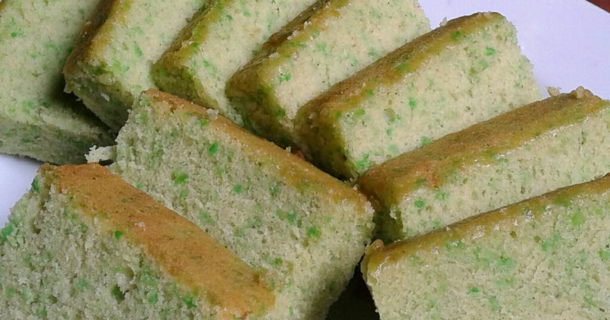 Resep Bolu tape ketan hijau oleh Lina Lutfiana Cookpad