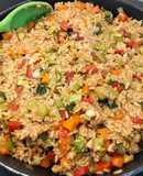 Arroz estilo cantonés de verduras