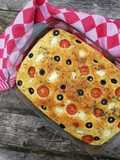 خبز الفوكاشيا 🍅🧀🌿 بالطماطم والجبن