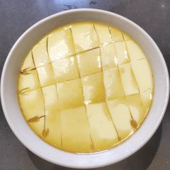 A picture of Steam Egg with Sesame Oil.
