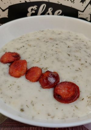 Tökfőzelék sült debreceni kolbászkarikákkal recept fotója