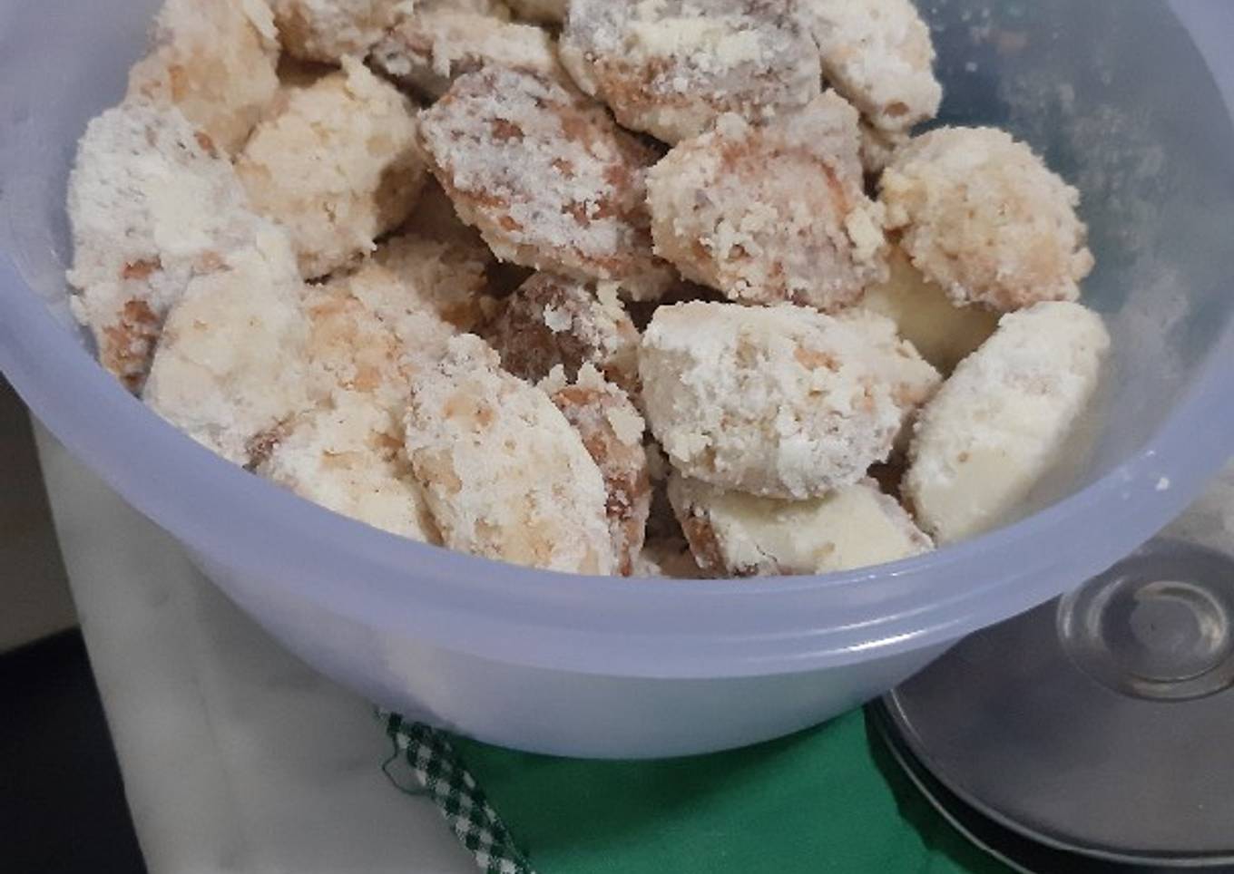 Langkah Mudah untuk Membuat Purti salju premium tanpa telur yang Enak