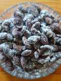 Almendras y nueces tostadas con cocoa