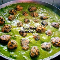 Methi Muthia in Green Gravy A picture of Methi Muthia in Green Gravy.