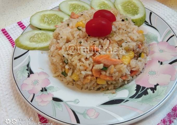 Nasi Goreng Salmon Lada Hitam