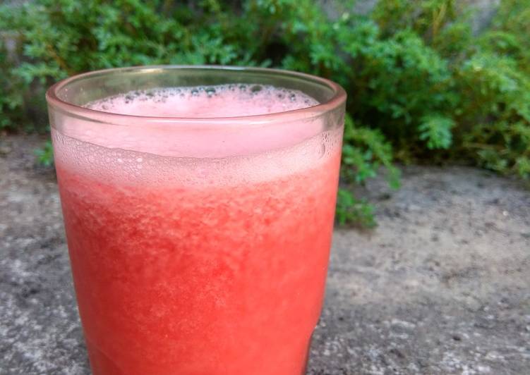 Bagaimana Membuat Jus frozen semangka Super Enak