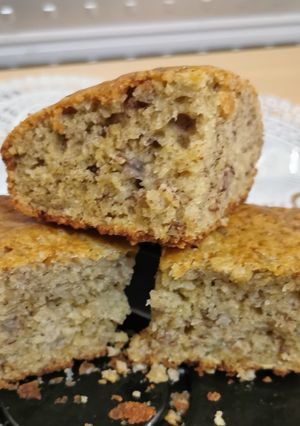 Una foto de Pan de guineo maduro/ banana