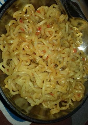 A picture of Soupy noodles.