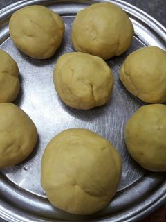عکسی از دستور خمیر پیراشکی خانگی😃