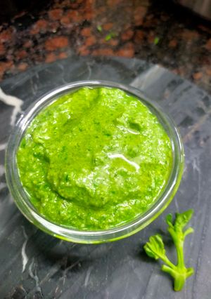 A picture of Basil Pesto.
